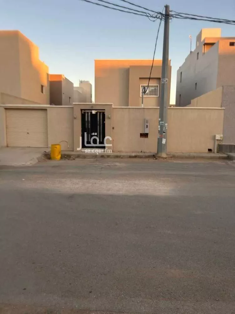 فيلا للبيع في شارع معاويه بن قره, حي الجامعيين, مدينة المجمعة, منطقة الرياض 9