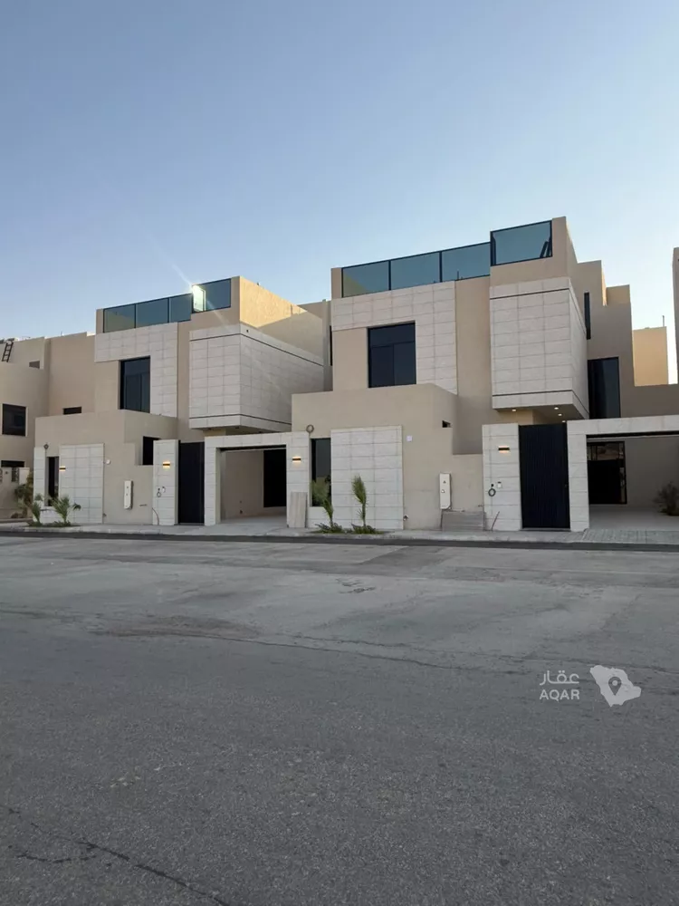 Villa for Sale in Riyadh Al Mahdiyah