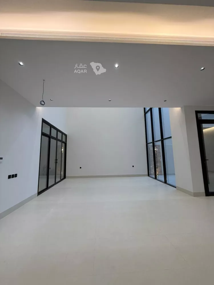 Villa for Sale in Riyadh Al Mahdiyah 18