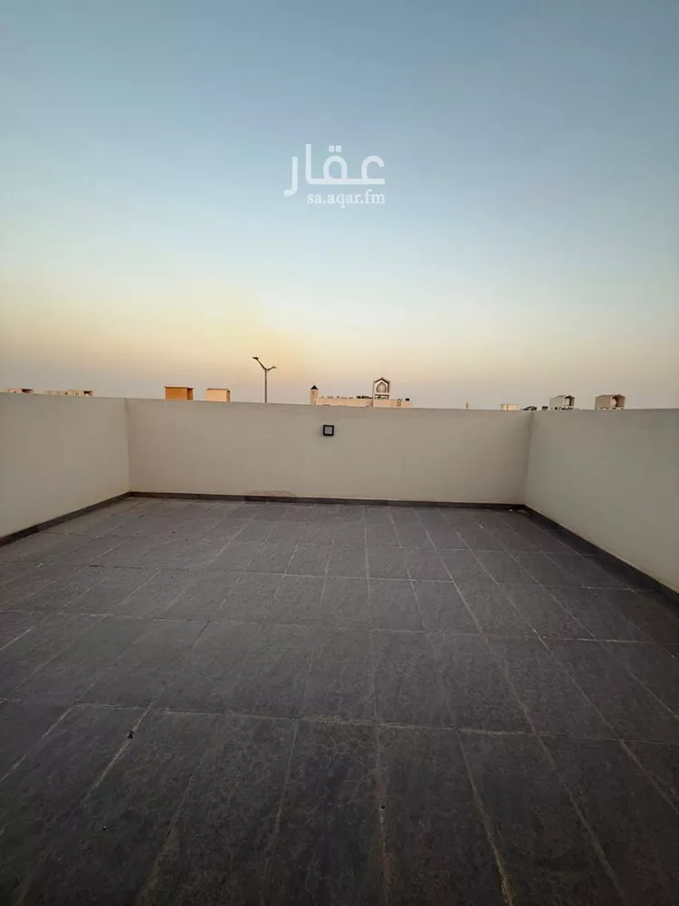 فيلا للبيع في شارع محمد بن هبة الله, حي المهدية, مدينة الرياض, منطقة الرياض 28