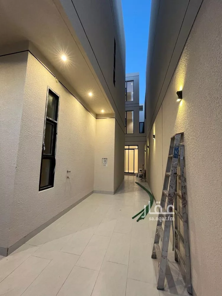 Villa for Sale in Riyadh Al Mahdiyah صورة 3