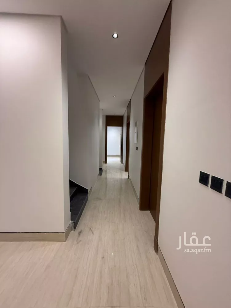 فيلا للبيع في شارع محمد بن هبة الله, حي المهدية, مدينة الرياض, منطقة الرياض 12
