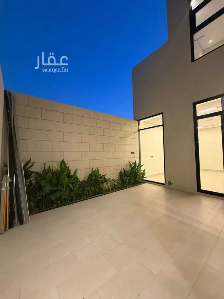 فيلا للبيع في شارع السيل الكبير, حي المهدية, مدينة الرياض, منطقة الرياض صورة 5
