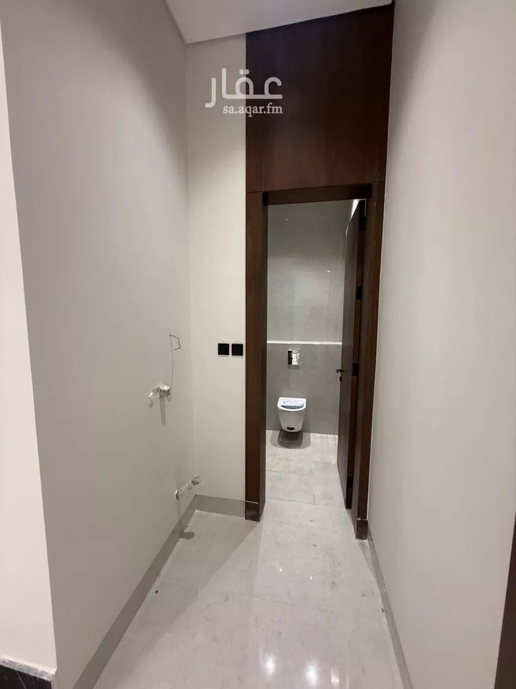 فيلا للبيع في شارع السيل الكبير, حي المهدية, مدينة الرياض, منطقة الرياض 18