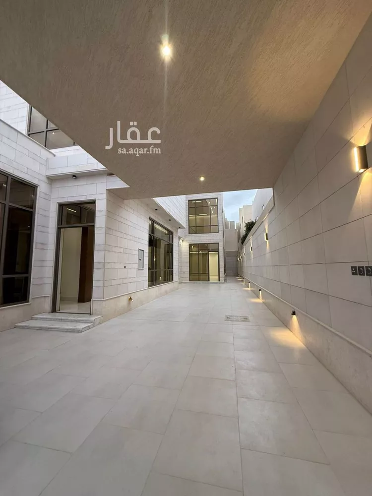 فيلا للبيع في شارع عبداللطيف بن المبارك, حي المهدية, مدينة الرياض, منطقة الرياض صورة 5