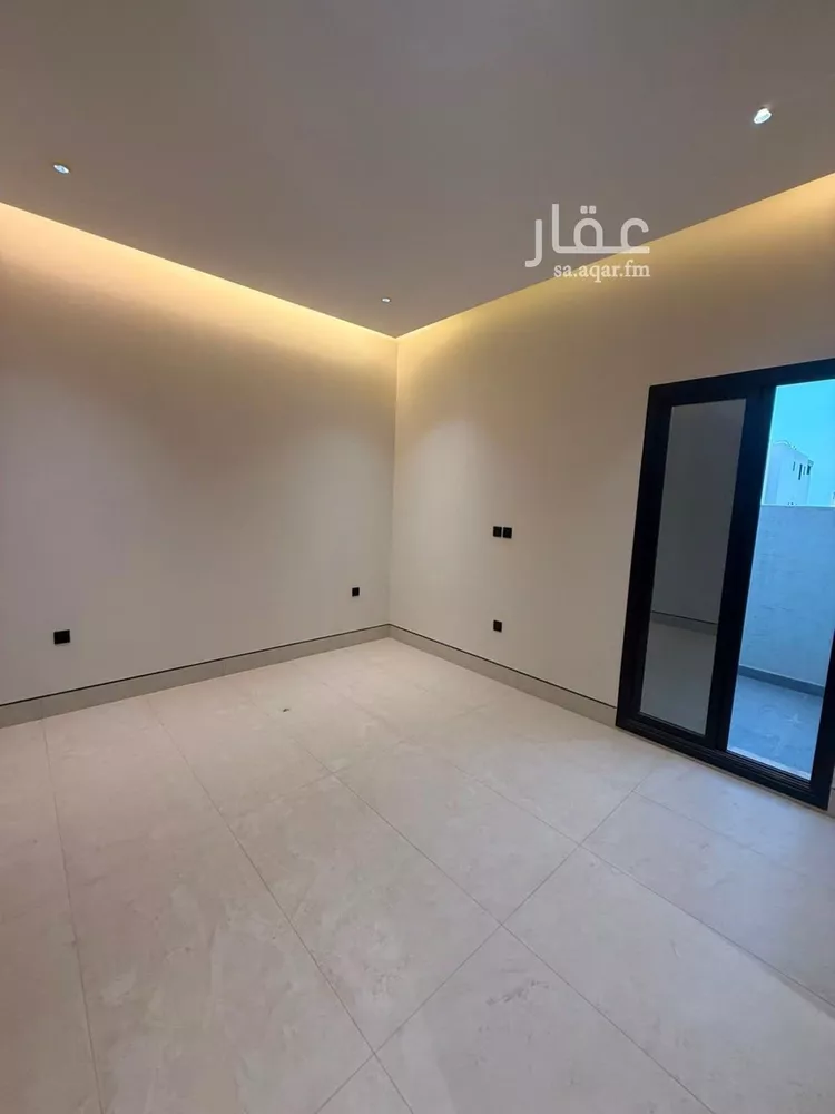 فيلا للبيع في شارع محمد بن هبة الله, حي المهدية, مدينة الرياض, منطقة الرياض 9