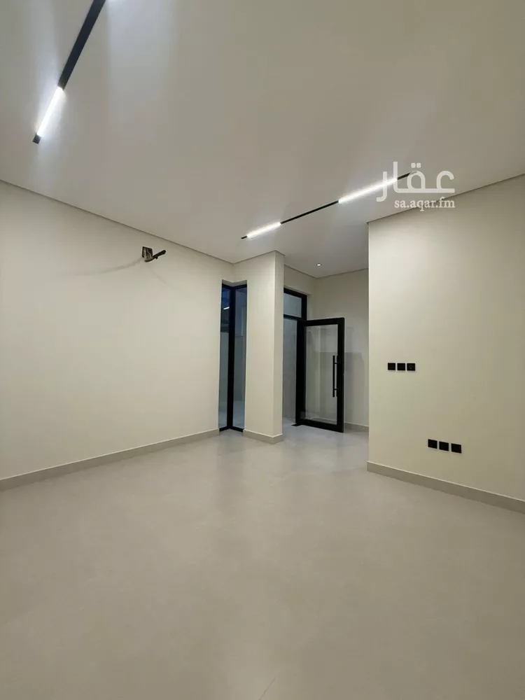 فيلا للبيع في شارع السيل الكبير, حي المهدية, مدينة الرياض, منطقة الرياض 9