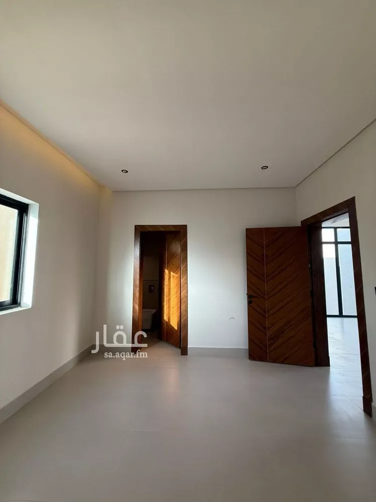 فيلا للبيع في شارع عمر بن عبدالقادر مفتي, حي المهدية, مدينة الرياض, منطقة الرياض صورة 3