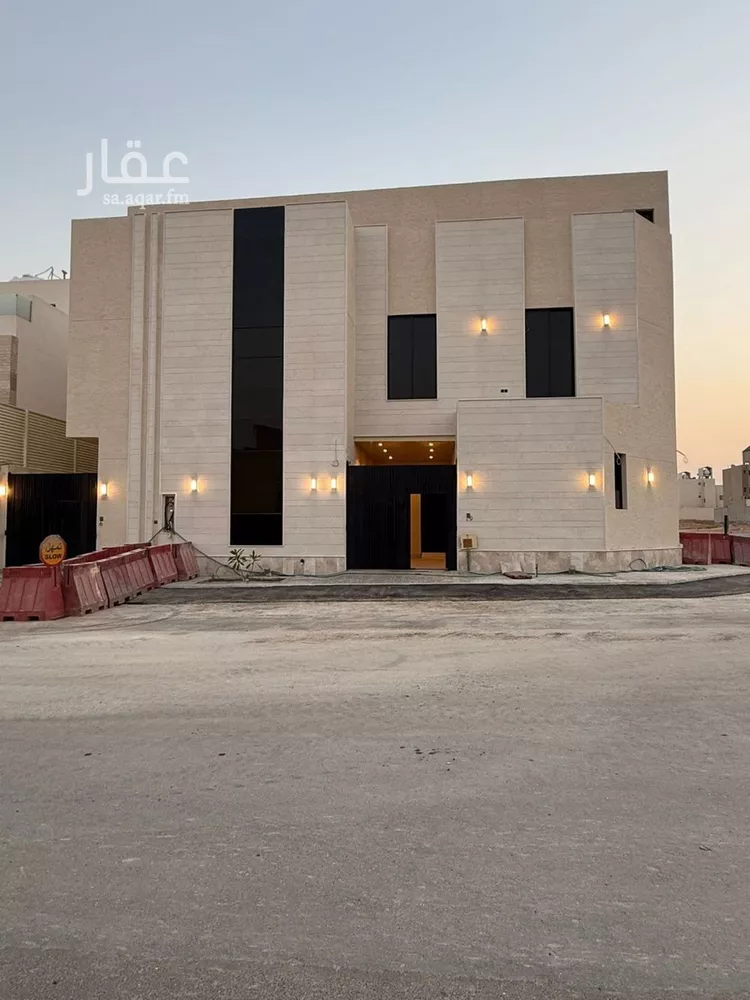 فيلا للبيع في شارع محمد بن هبة الله, حي المهدية, مدينة الرياض, منطقة الرياض 9