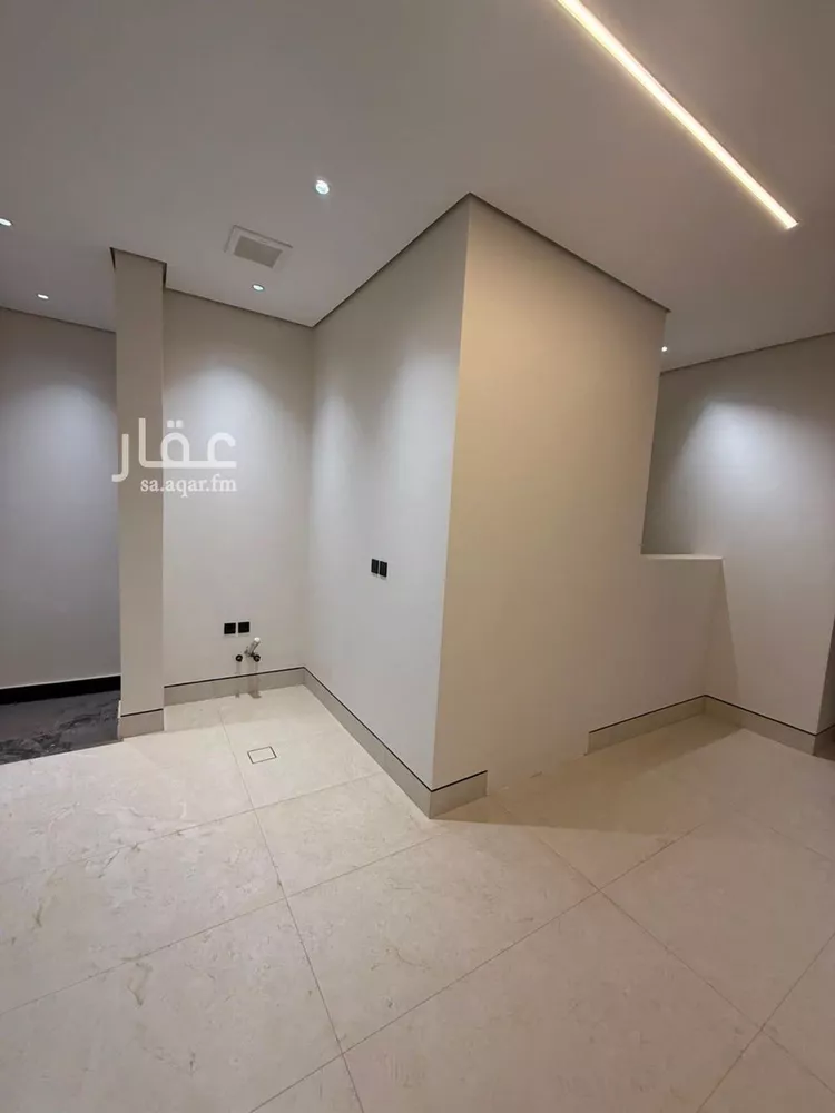 فيلا للبيع في شارع محمد بن هبة الله, حي المهدية, مدينة الرياض, منطقة الرياض 24