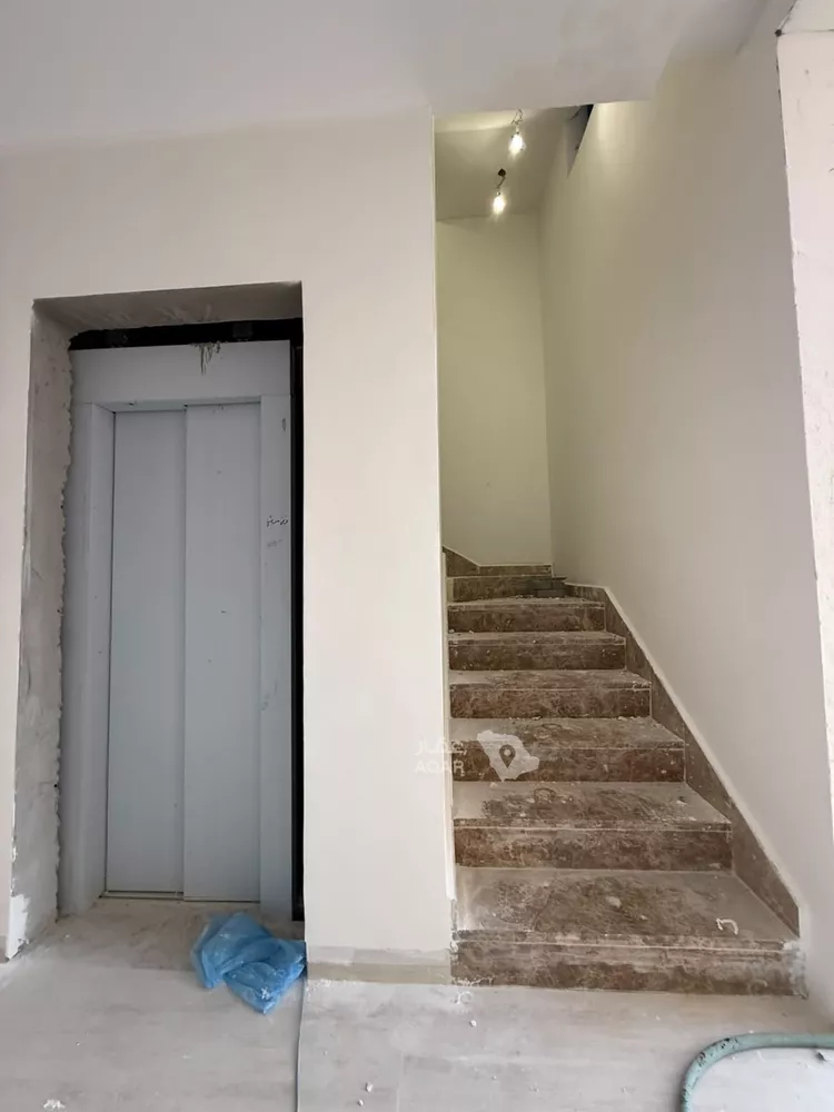 Building for Sale in Riyadh Al Mahdiyah صورة 5