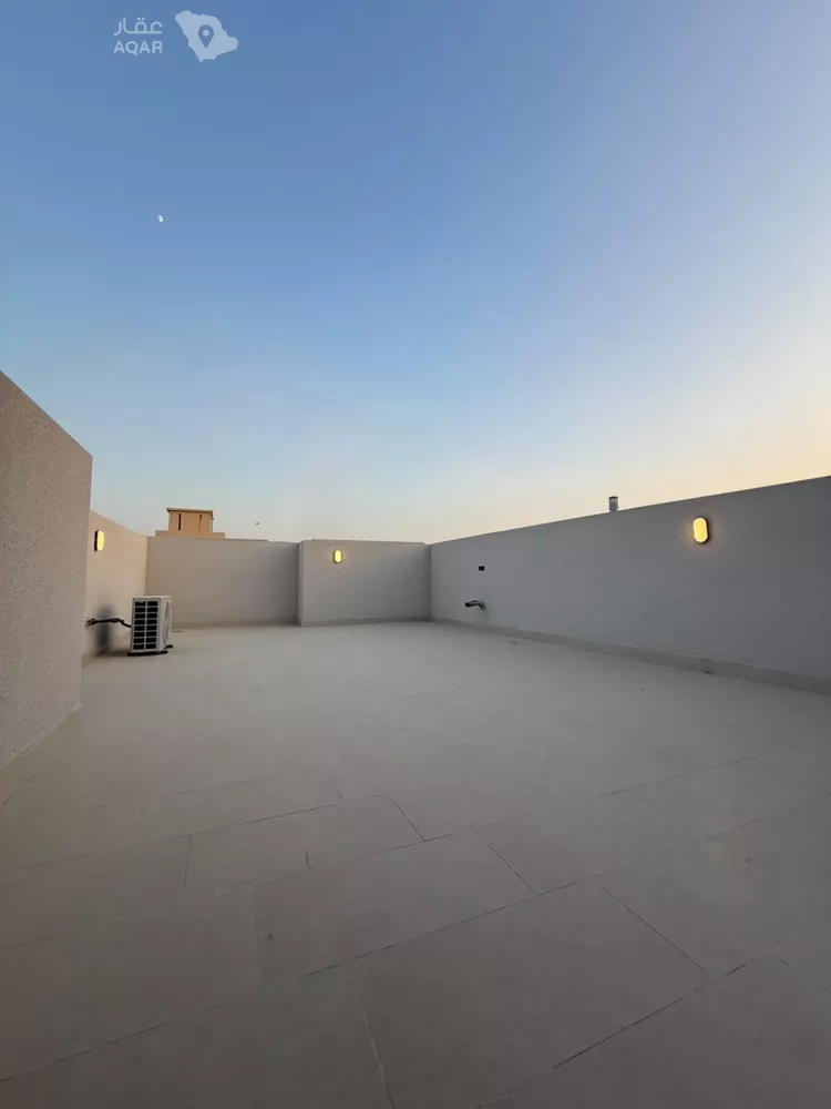 Villa for Sale in Riyadh Al Mahdiyah 28