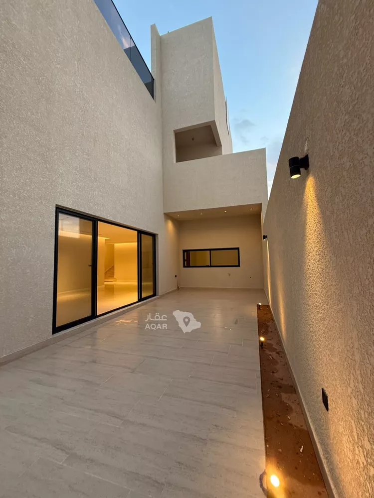 فيلا للبيع في شارع محرز بن سلمة, حي المهدية, مدينة الرياض, منطقة الرياض صورة 4
