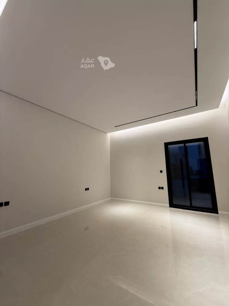 فيلا للبيع في شارع محرز بن سلمة, حي المهدية, مدينة الرياض, منطقة الرياض 8
