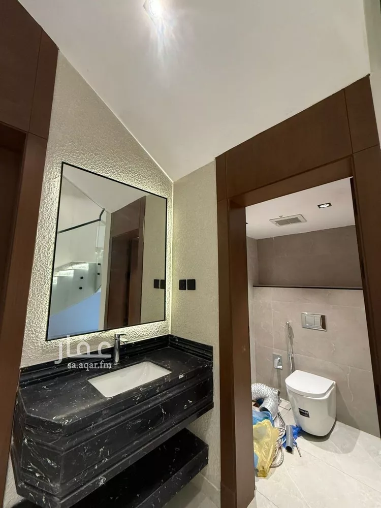 فيلا للبيع في شارع عبداللطيف بن المبارك, حي المهدية, مدينة الرياض, منطقة الرياض صورة 2