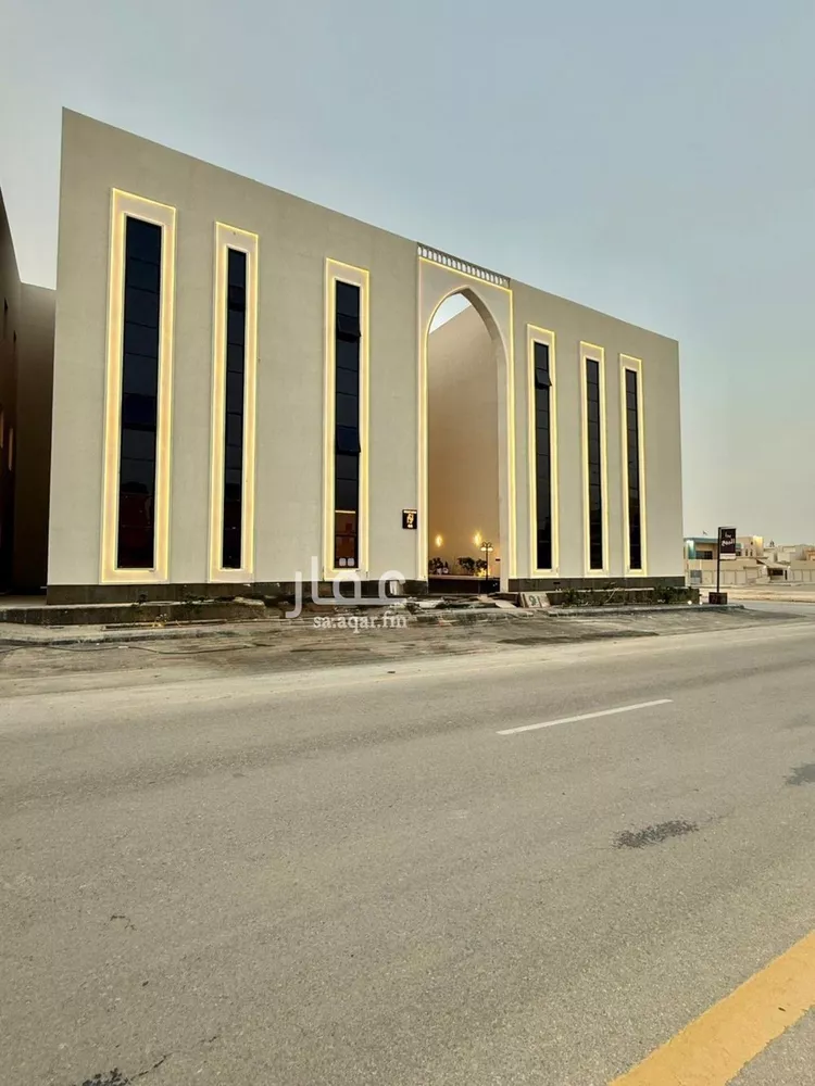 شقة للبيع في شارع أبي الحسن الأسفرائيني, حي المهدية, مدينة الرياض, منطقة الرياض