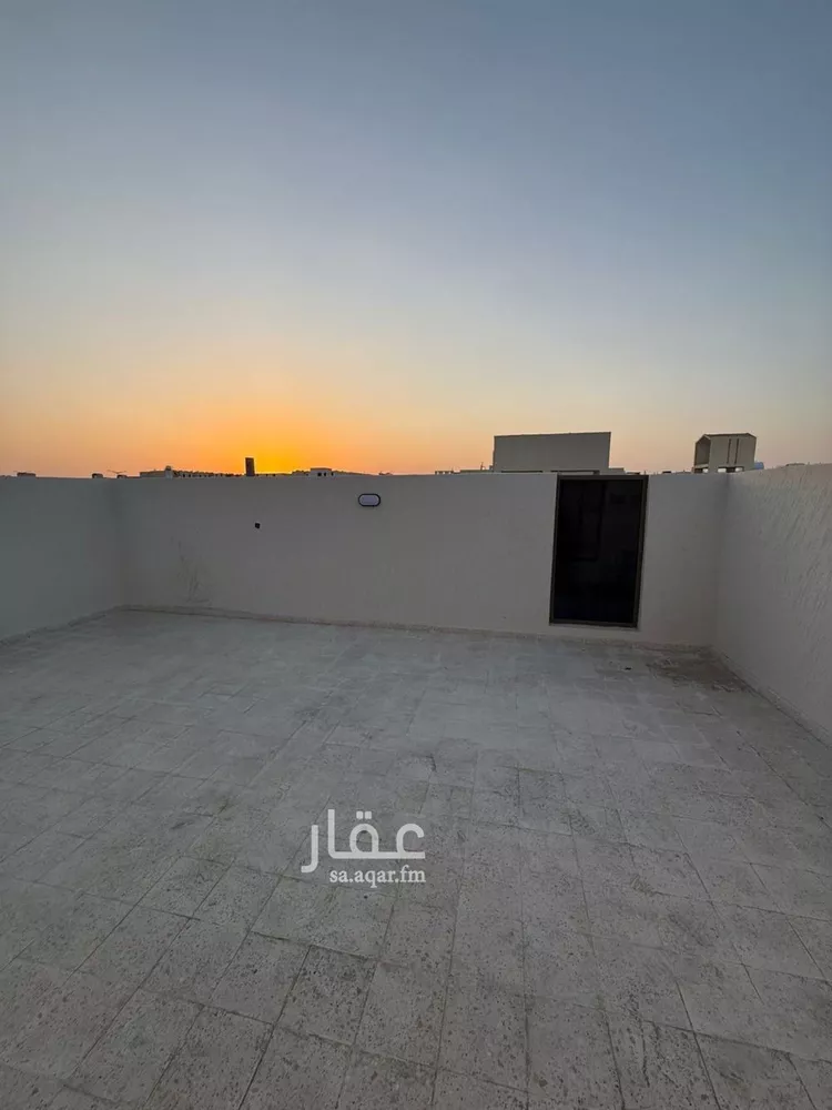 فيلا للبيع في شارع محمد بن هبة الله, حي المهدية, مدينة الرياض, منطقة الرياض 18