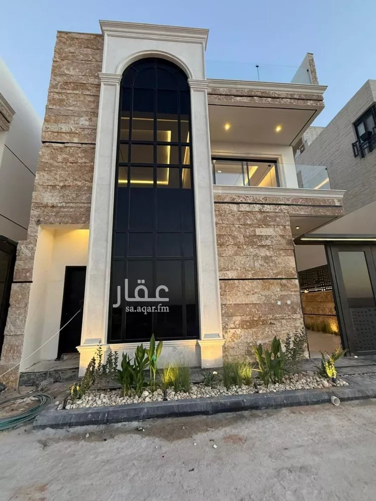 فيلا للبيع في شارع عبداللطيف بن المبارك, حي المهدية, مدينة الرياض, منطقة الرياض صورة 4