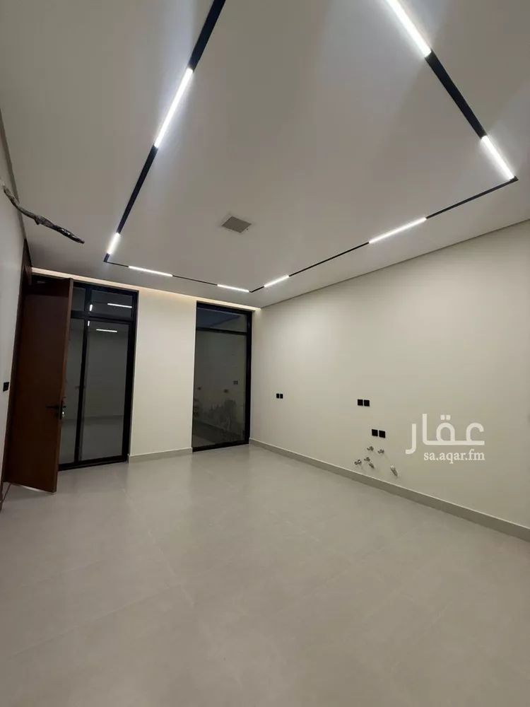 فيلا للبيع في شارع السيل الكبير, حي المهدية, مدينة الرياض, منطقة الرياض 12