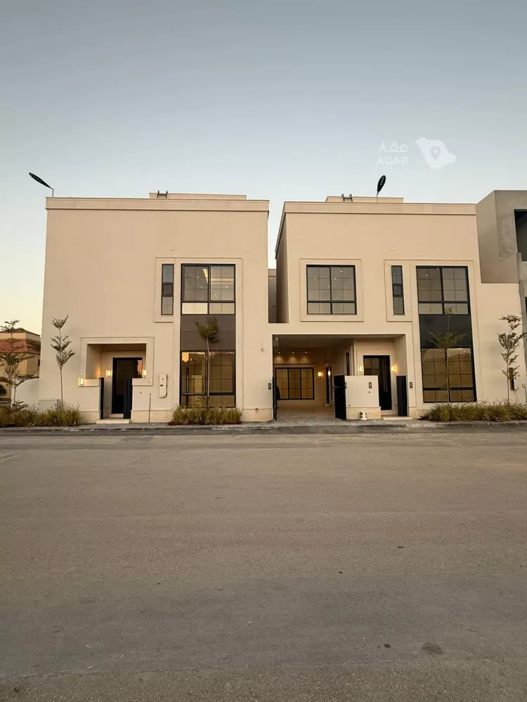 فيلا للبيع في شارع السيل الكبير, حي المهدية, مدينة الرياض, منطقة الرياض 1 صورة