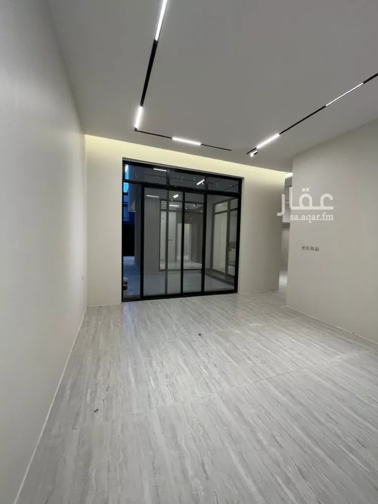 فيلا للبيع في شارع محمد بن هبة الله, حي المهدية, مدينة الرياض, منطقة الرياض 16