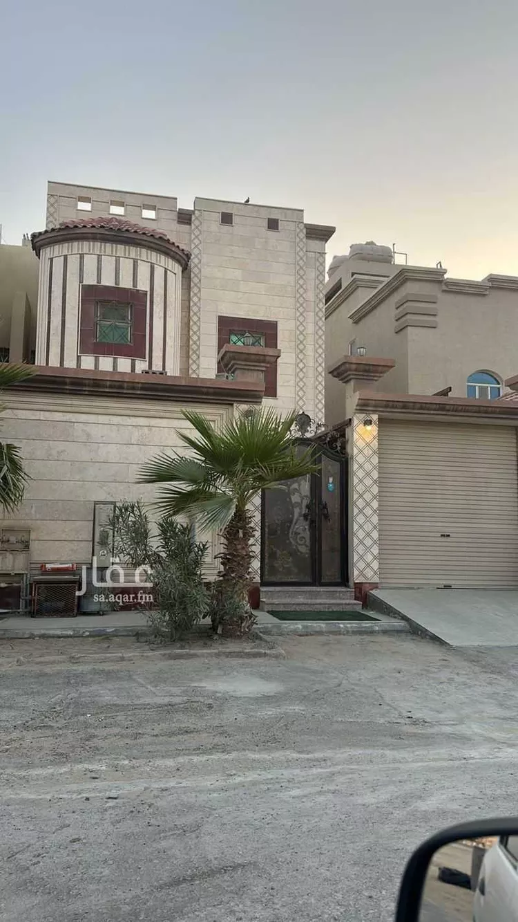 فيلا مفروشة للحجز في شارع عثمان بن الخطيب ، ضاحية الملك فهد ، الدمام ، الدمام صورة 3