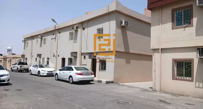 مجمع للبيع في شارع مسيحل 5, حي العند, مدينة خميس مشيط, منطقة عسير 2