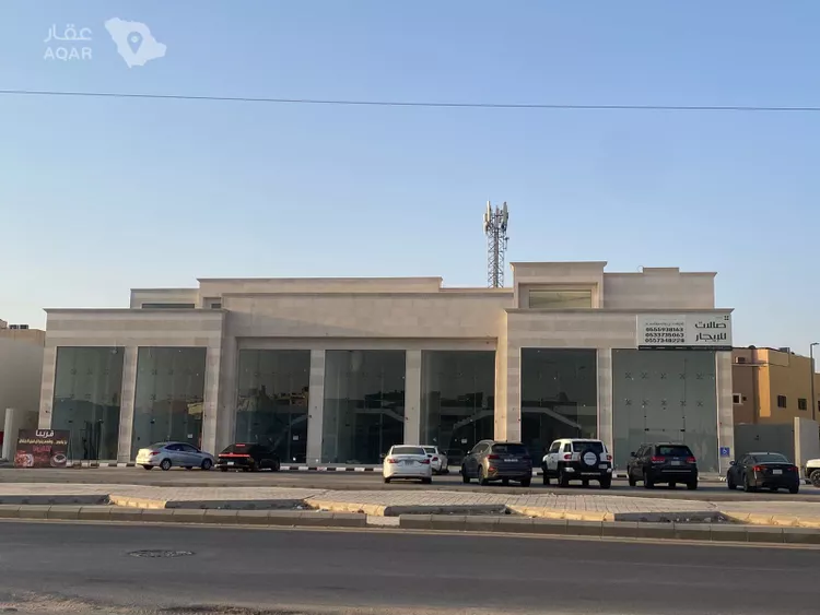 محل للإيجار في شارع عبدالله بن عبدالعزيز بن مساعد بن جلوي, حي النهضة, مدينة بريدة, منطقة القصيم