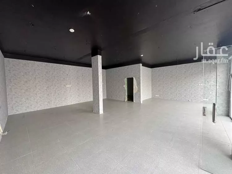محل للإيجار في شارع 29792593, حي بدر, مدينة الرياض, منطقة الرياض صورة 4