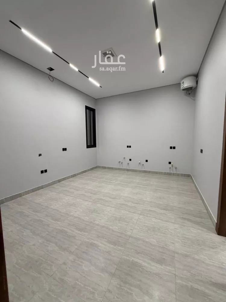 Floor for Sale in Riyadh Al Khaleej صورة 2