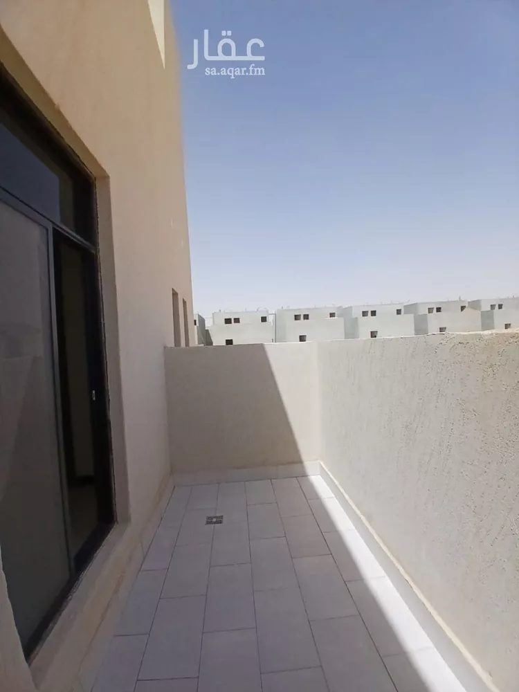 دور للبيع في شارع محمد بن الحبال, حي الرمال, مدينة الرياض, منطقة الرياض 11