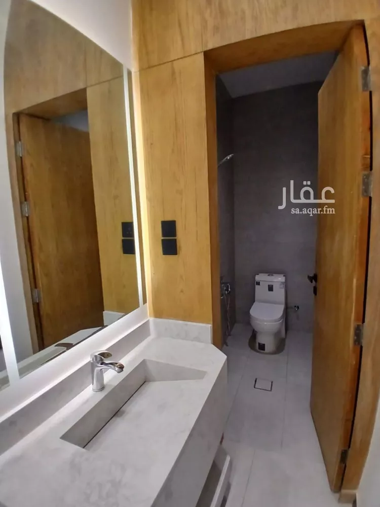دور للبيع في شارع رقم 206, حي الجنادرية, مدينة الرياض, منطقة الرياض 20