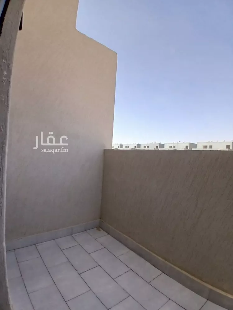دور للبيع في شارع محمد بن الحبال, حي الرمال, مدينة الرياض, منطقة الرياض 15