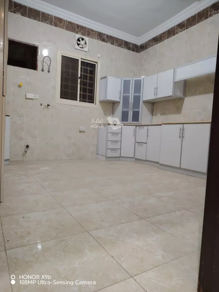شقة للإيجار في شارع أبي القاسم الدمشقي, حي الحمدانية, مدينة جدة, منطقة مكة المكرمة 10