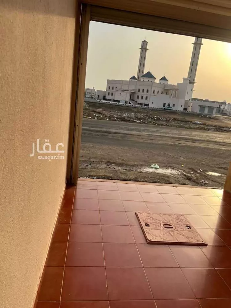 دور للإيجار في شارع عادل فرح صياف المطيري, حي الرحمانية, مدينة جدة, منطقة مكة المكرمة صورة 3