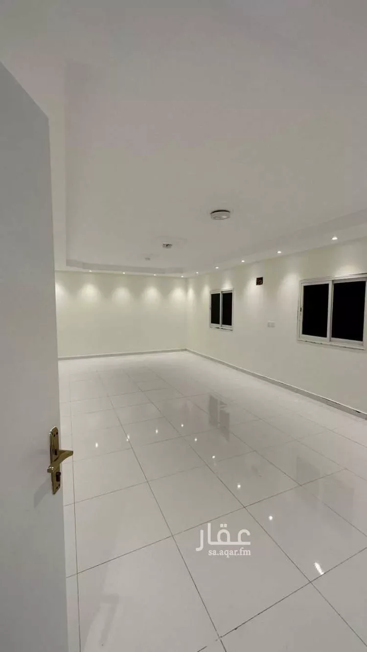 شقة للإيجار في شارع السدرية, حي الروابي, مدينة أبها, منطقة عسير صورة 4