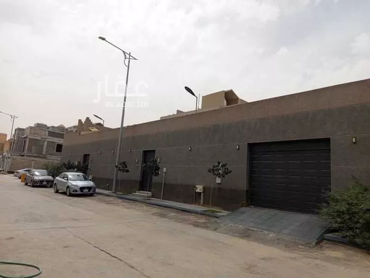 فيلا للبيع في شارع عمر المحروسي, حي القيروان, مدينة الرياض, منطقة الرياض صورة 2