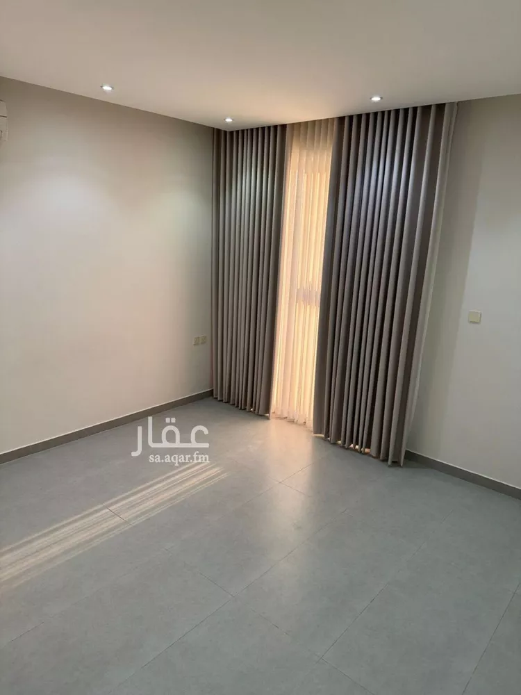 دور للبيع في شارع ابن مطيع, حي العارض, مدينة الرياض, منطقة الرياض صورة 4