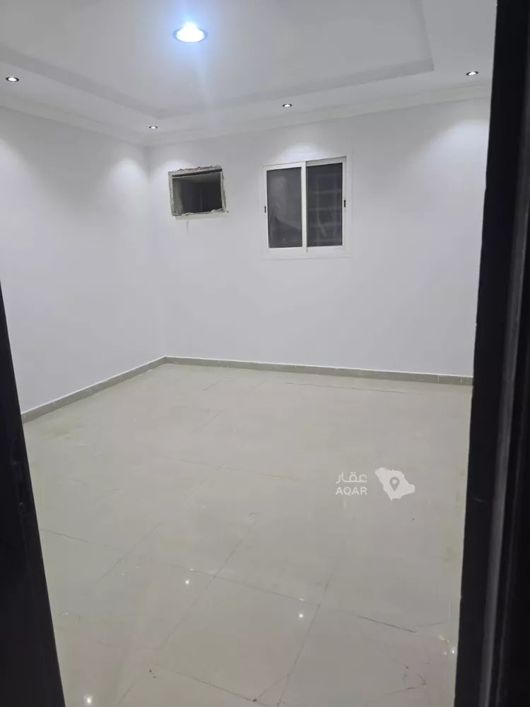 شقة للبيع في شارع البتيراء, حي الدار البيضاء, مدينة الرياض, منطقة الرياض 8