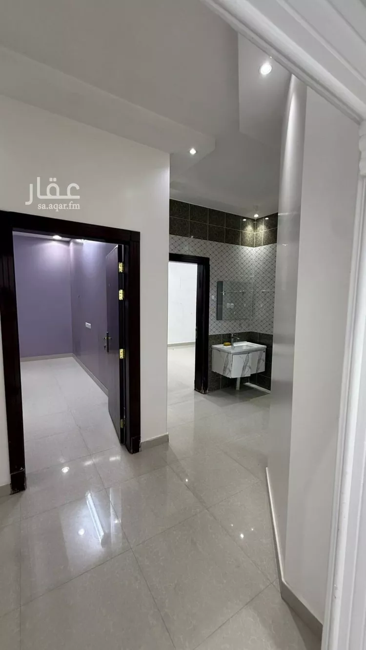 Floor for Rent in Riyadh Ad Dar Al Baida