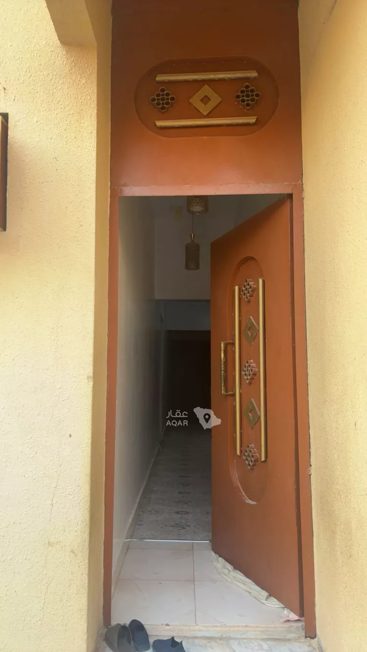 فيلا للبيع في شارع عفراء النجيل, حي العريجاء الغربي, مدينة الرياض, منطقة الرياض صورة 5