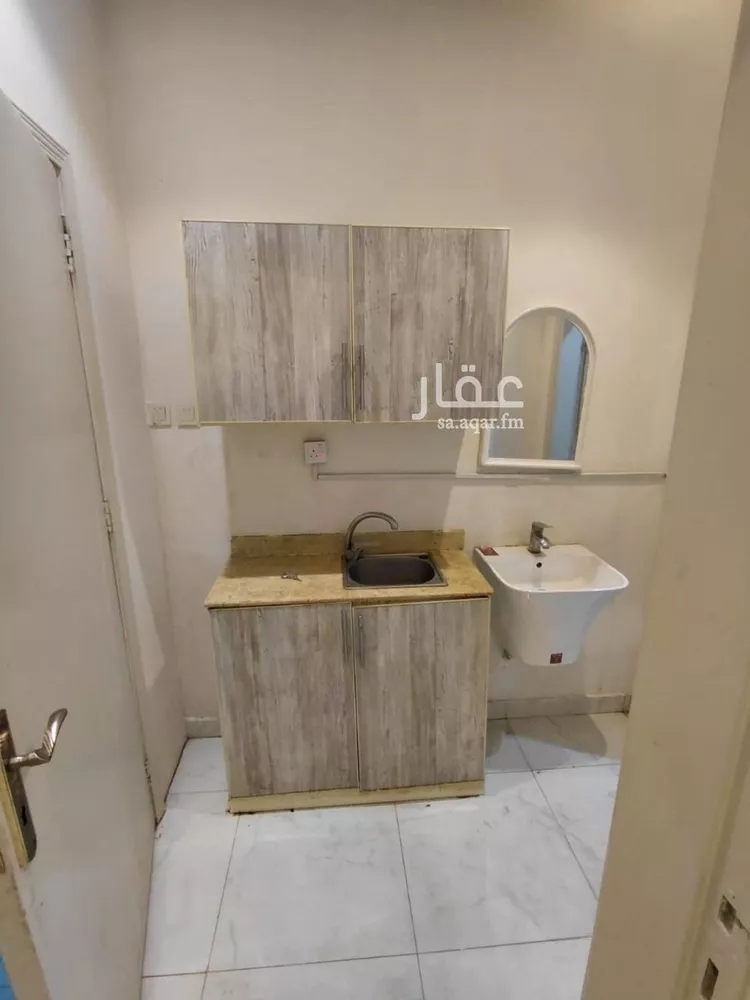 شقة للإيجار في شارع  عبدالله ابن سعود ابن عبدالعزيز, حي إشبيلية, مدينة الرياض, منطقة الرياض صورة 2