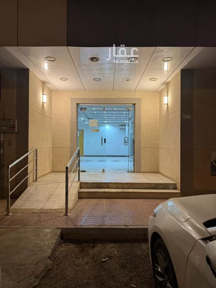 شقة للإيجار في شارع  عبدالله ابن سعود ابن عبدالعزيز, حي إشبيلية, مدينة الرياض, منطقة الرياض