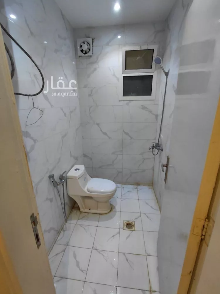 شقة للإيجار في شارع  عبدالله ابن سعود ابن عبدالعزيز, حي إشبيلية, مدينة الرياض, منطقة الرياض صورة 3
