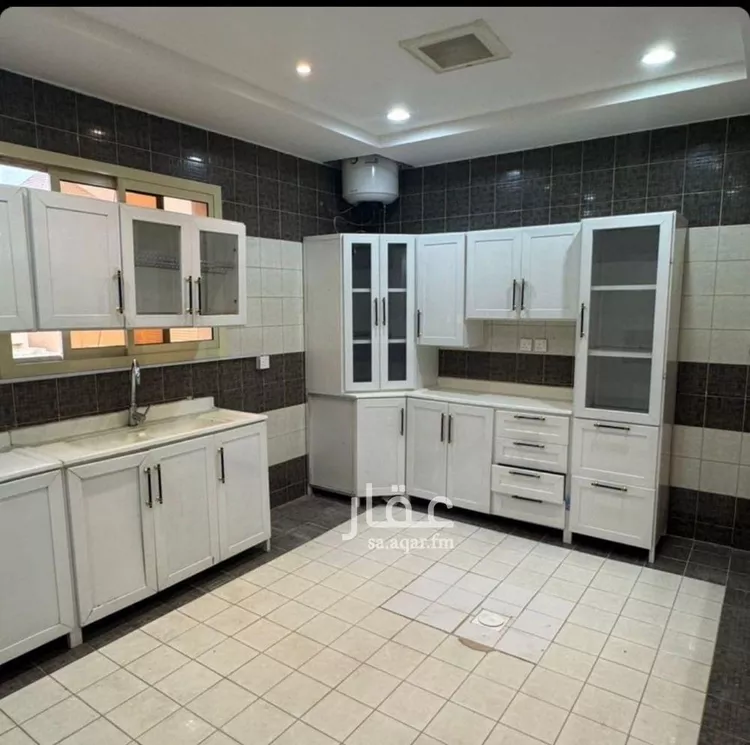 شقة للإيجار في شارع المقاماتي, حي الحمراء, مدينة الرياض, منطقة الرياض صورة 4