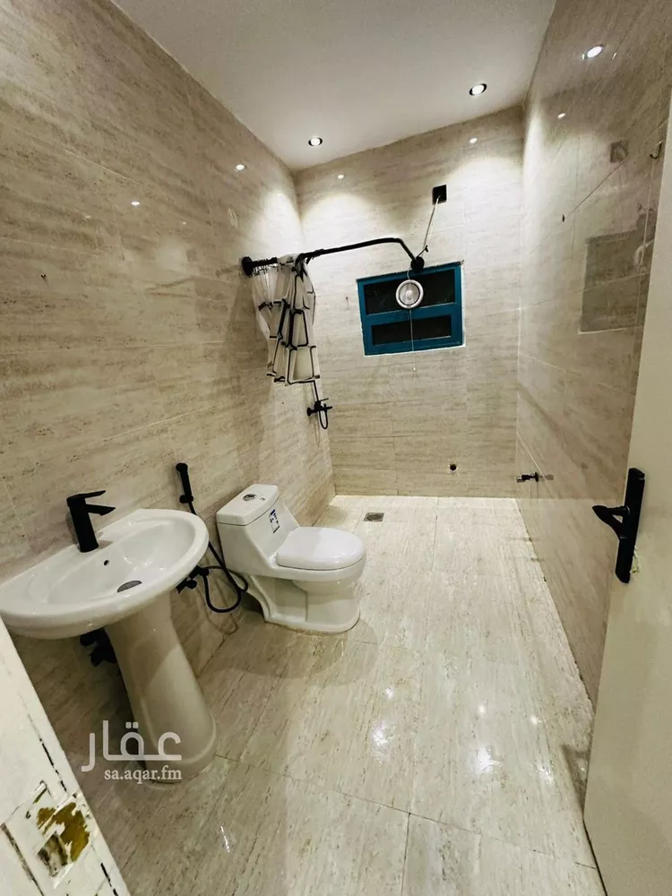 شقة للإيجار في شارع المقاماتي, حي الحمراء, مدينة الرياض, منطقة الرياض صورة 3