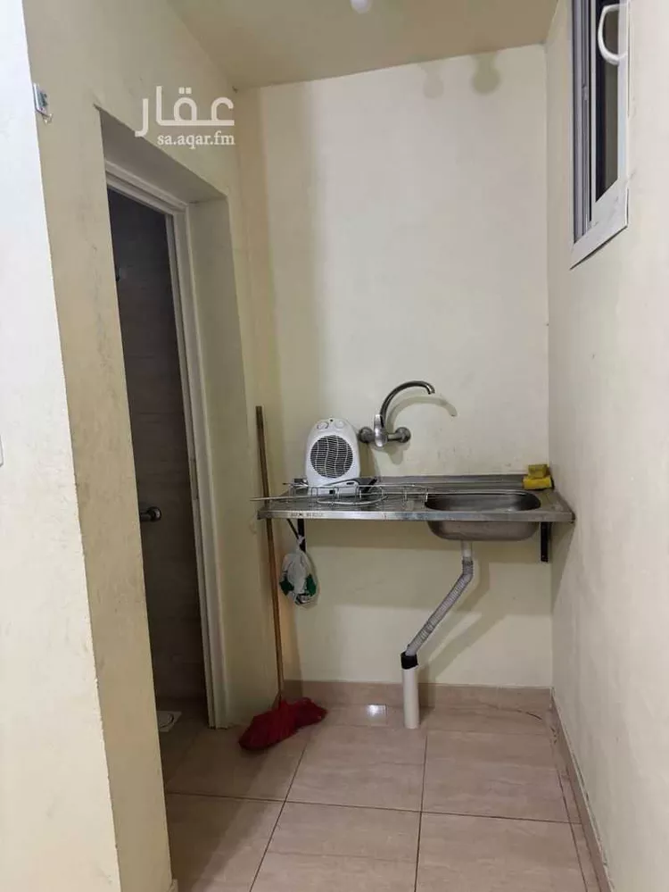 غرفة للإيجار في شارع دروة ، حي المحالة ، أبها ، منطقة عسير صورة 4