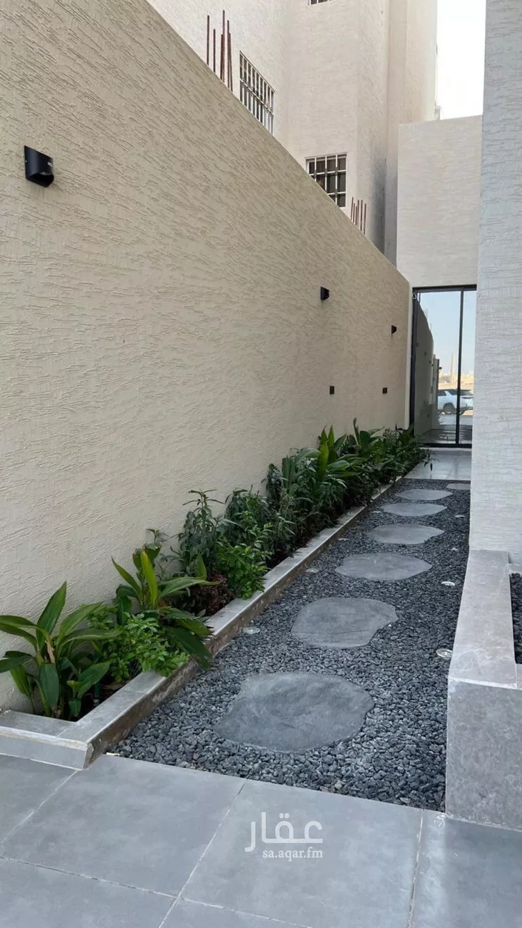 فيلا للبيع في شارع علي بن هبة الله, حي المهدية, مدينة الرياض, منطقة الرياض صورة 2