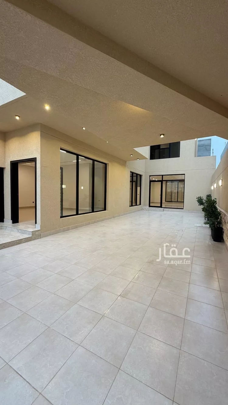 Villa for Sale in Riyadh Al Mahdiyah صورة 4
