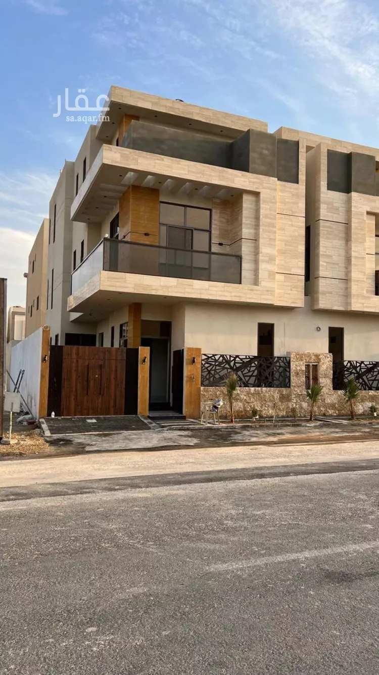 فيلا للبيع في شارع أبي الشيخ الأصبهاني, حي المهدية, مدينة الرياض, منطقة الرياض